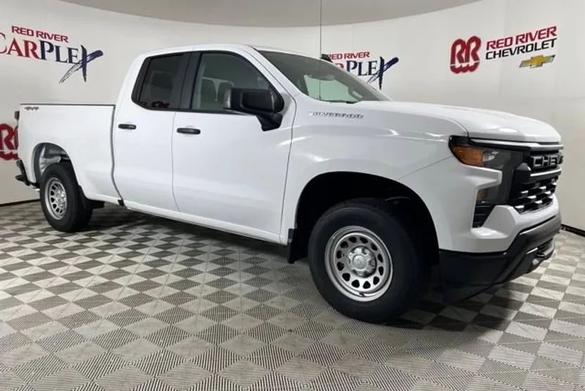 2026 Chevrolet Silverado 1500 photo 1