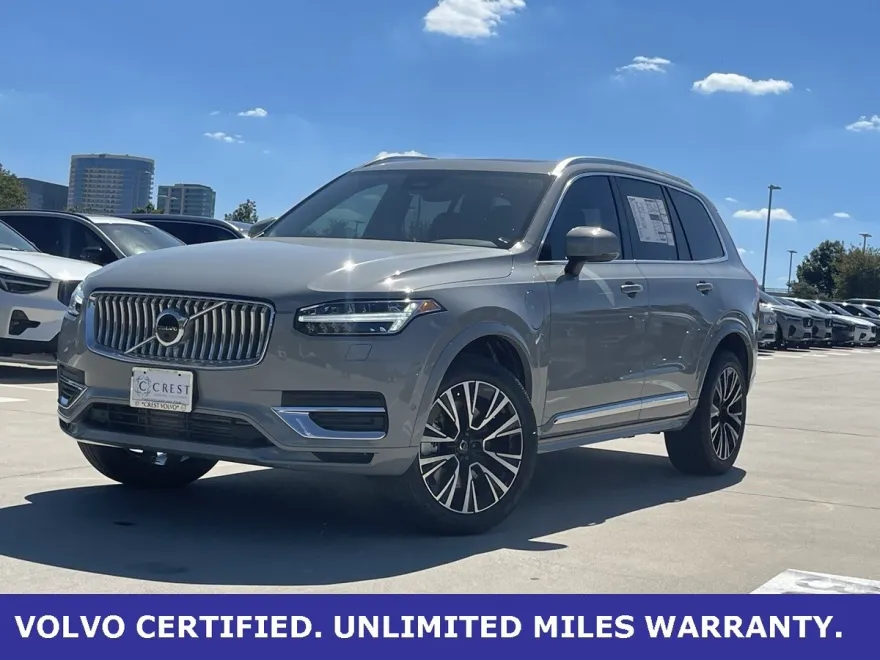 2025 Volvo XC90 T8 Plus photo 1