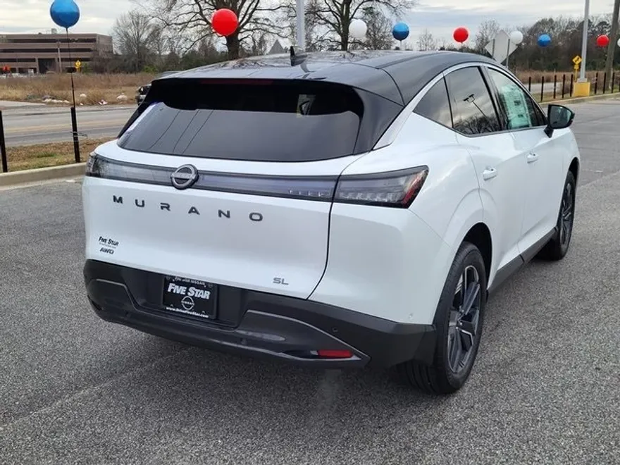 2025 Nissan Murano SL photo 1