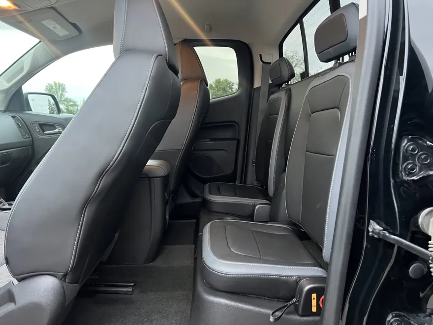 2018 Chevrolet Colorado Z71 photo 1