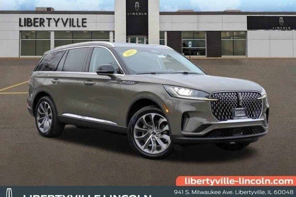 2025 Lincoln Aviator Reserve photo 1