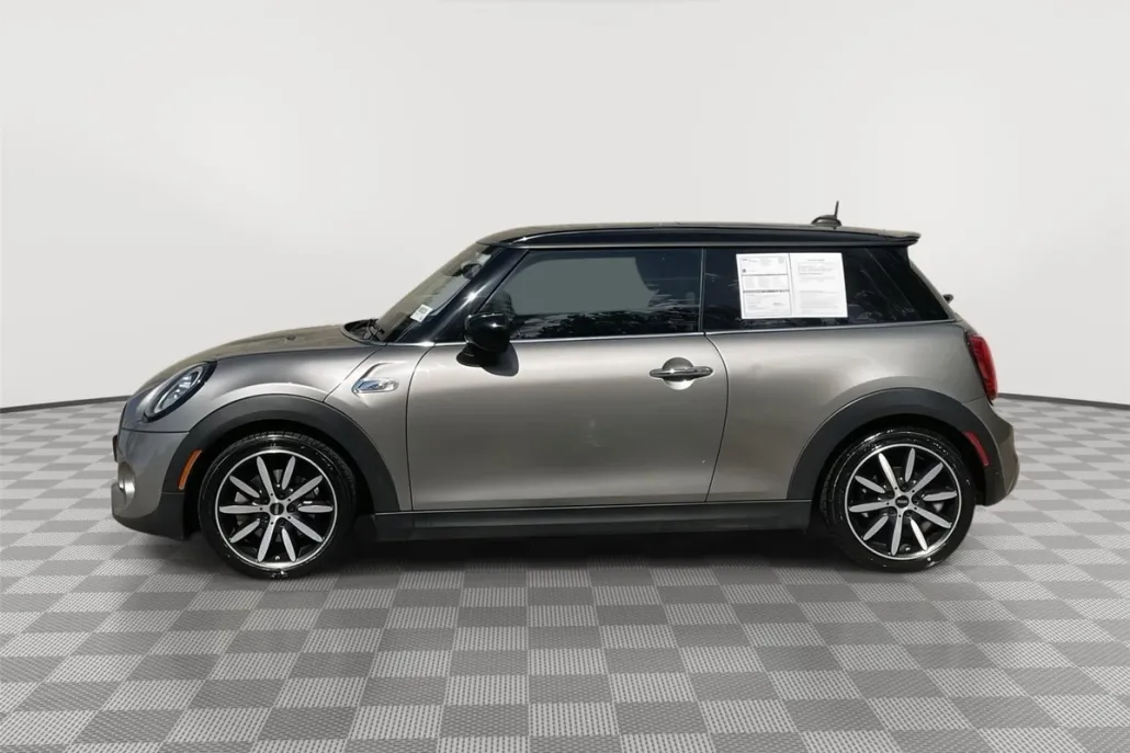 2020 Mini Cooper 2 Door Hardtop S photo 1