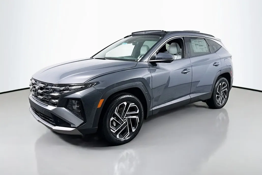 2025 Hyundai Tucson Limited photo 1