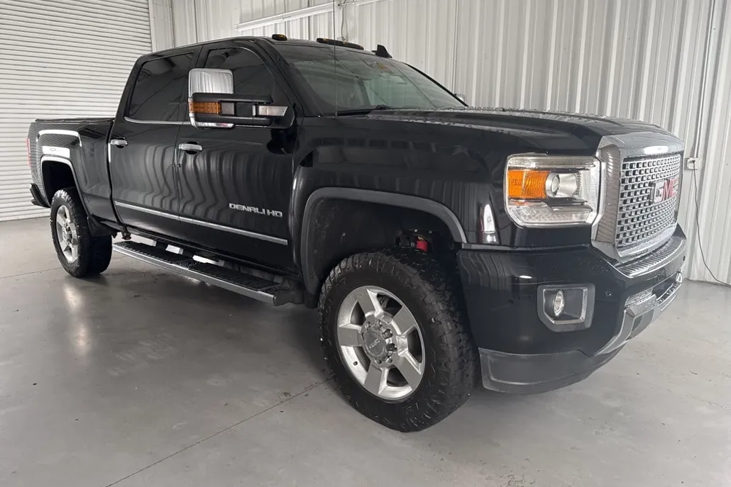 2016 Gmc Sierra Denali photo 1