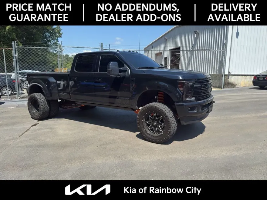 2017 Ford F-350 Platinum photo 1