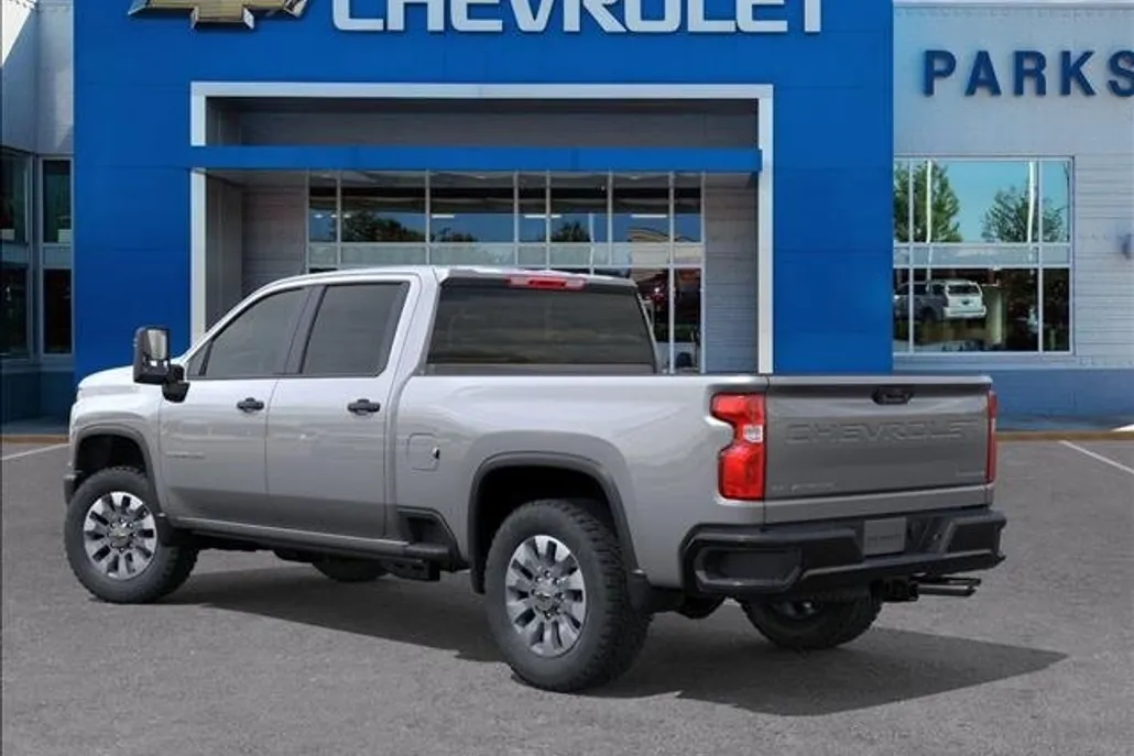 2026 Chevrolet Silverado 2500HD Custom photo 1