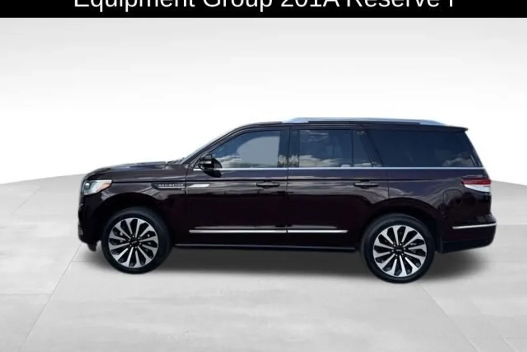 2023 Lincoln Navigator Reserve photo 1