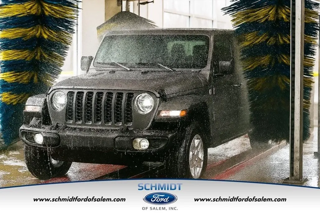 2024 Jeep Gladiator Mojave photo 1
