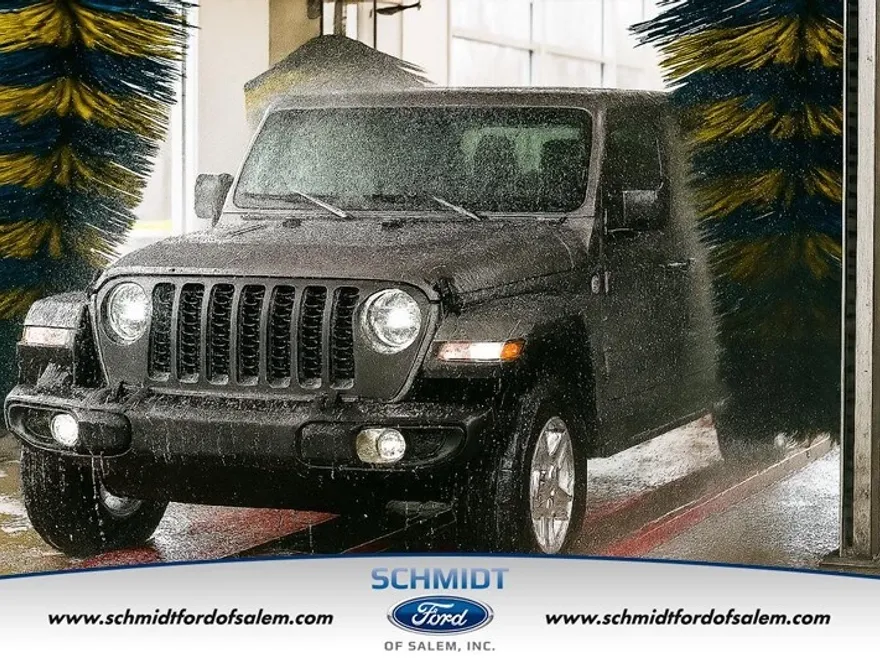 2024 Jeep Gladiator Mojave photo 1