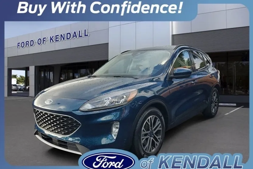 2020 Ford Escape SEL photo 1