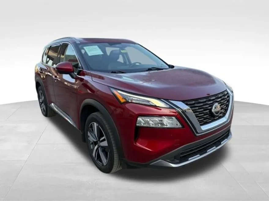 2023 Nissan Rogue SL photo 1