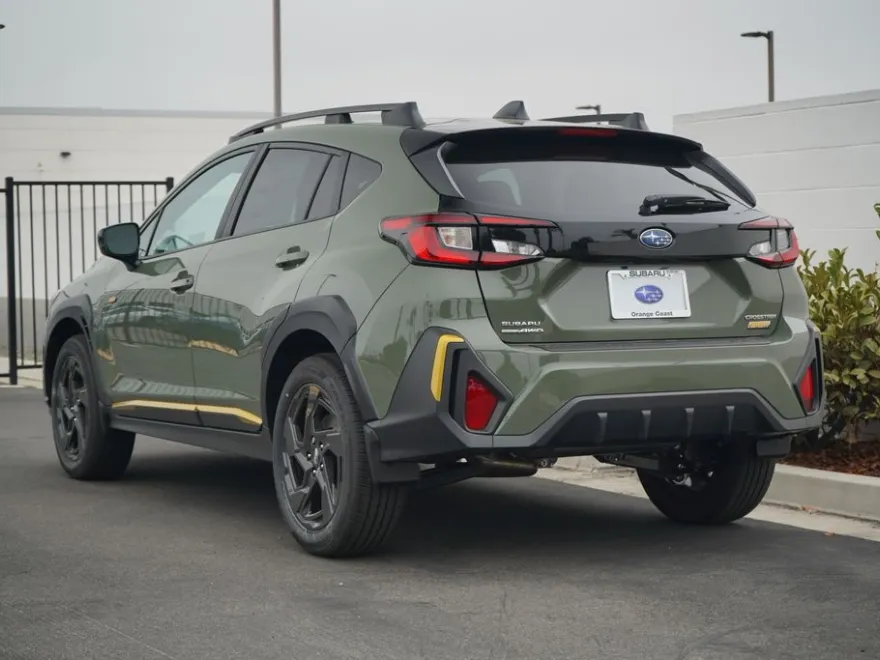 2025 Subaru Crosstrek Sport photo 1