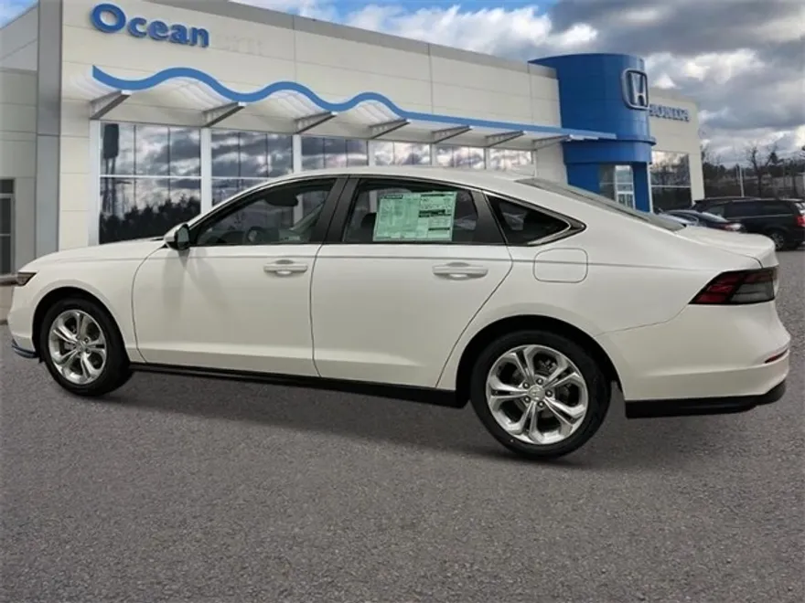 2025 Honda Accord LX photo 1