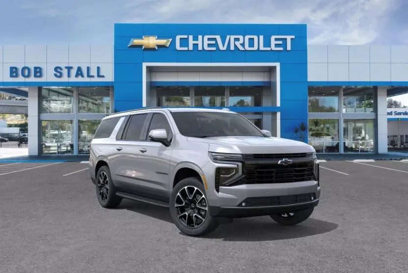 2026 Chevrolet Suburban RST photo 1