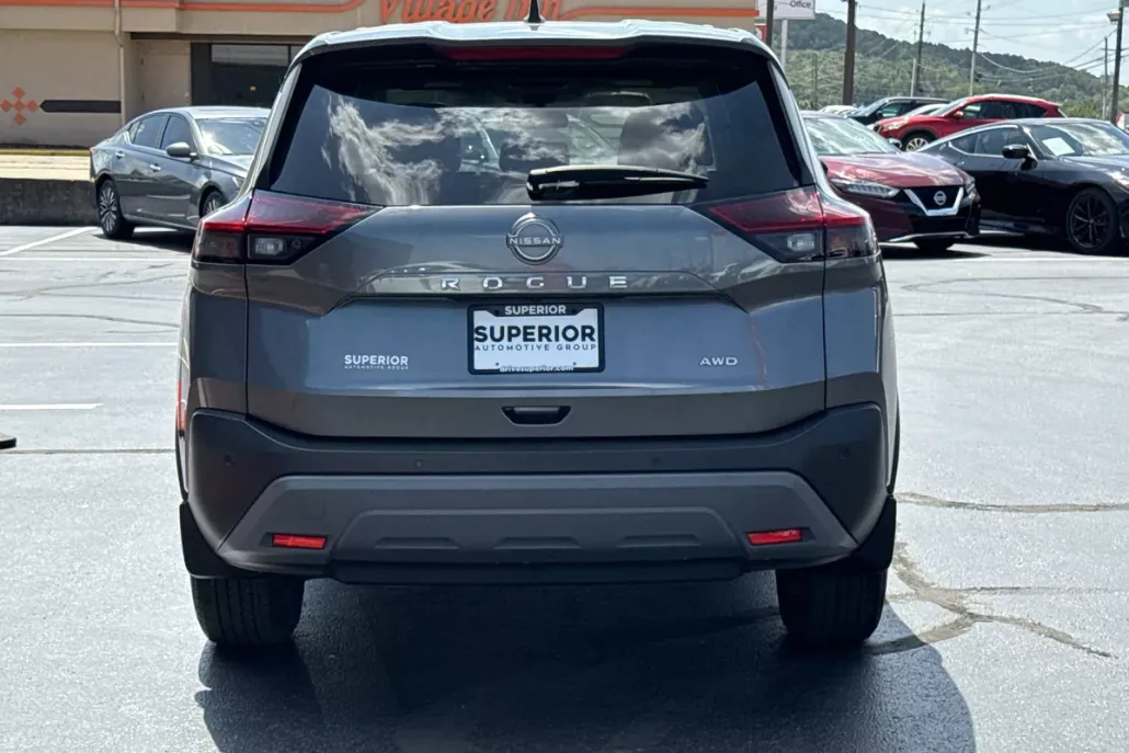 2023 Nissan Rogue S photo 1