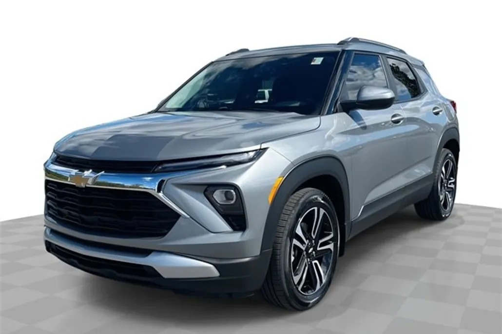 2025 Chevrolet Trailblazer LT photo 1
