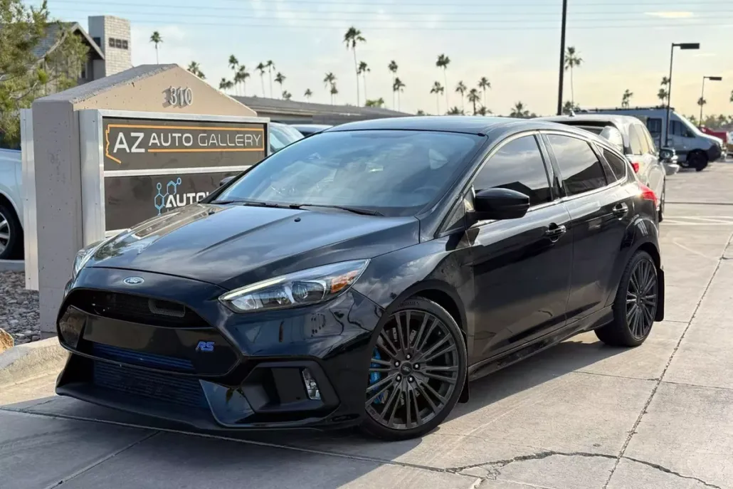 2017 Ford Focus RS photo 1