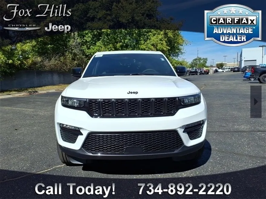 2025 Jeep Grand Cherokee Limited photo 1
