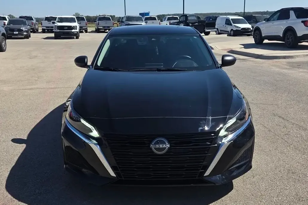 2024 Nissan Altima 2.5 S photo 1