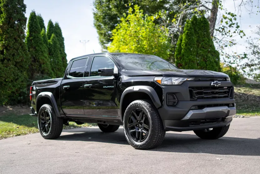 2023 Chevrolet Colorado Trail Boss photo 1