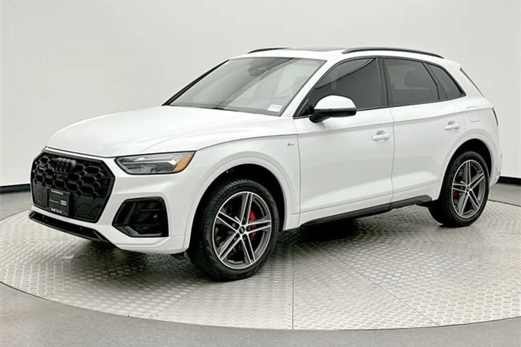 2024 Audi Q5 55 Premium Plus S line photo 1