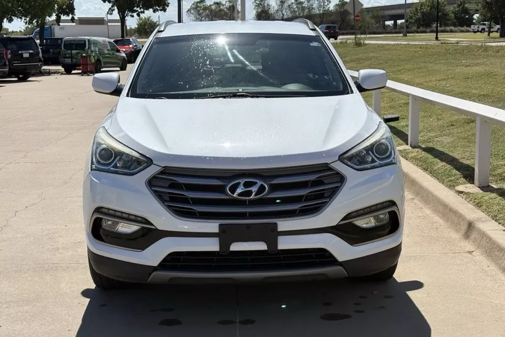 2017 Hyundai Santa Fe Sport photo 1