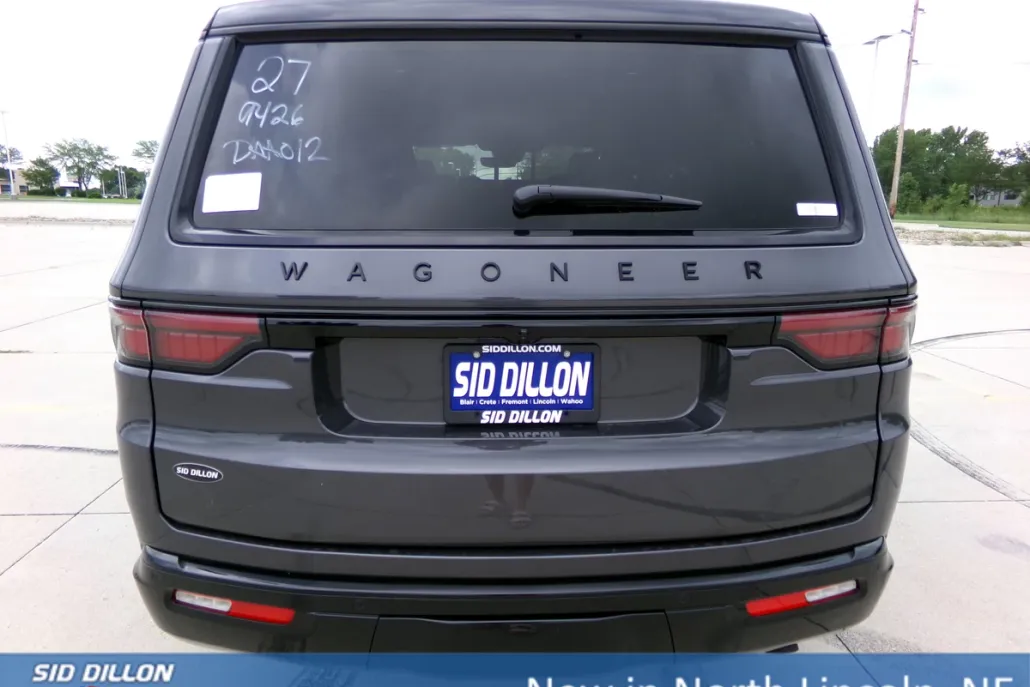2025 Jeep Wagoneer Series II Overland photo 1