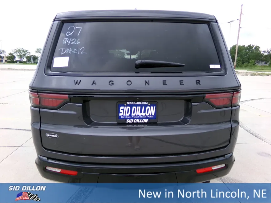 2025 Jeep Wagoneer Series II Overland photo 1