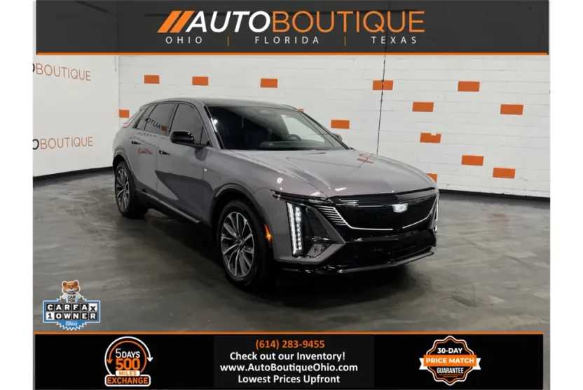 2024 Cadillac Lyriq Sport photo 1