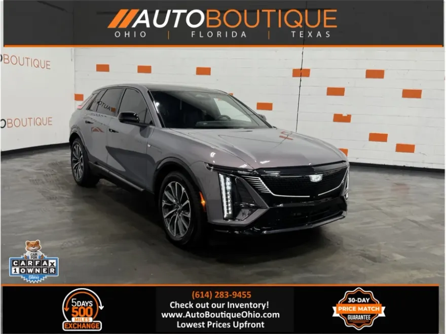 2024 Cadillac Lyriq Sport photo 1