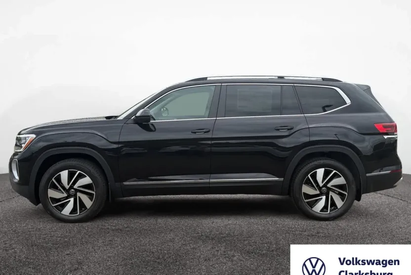 2026 Volkswagen Atlas SEL photo 1