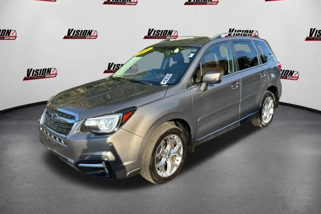 2018 Subaru Forester 2.5i Touring photo 1