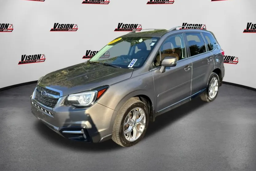 2018 Subaru Forester 2.5i Touring photo 1