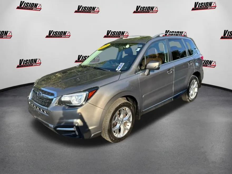 2018 Subaru Forester 2.5i Touring photo 1