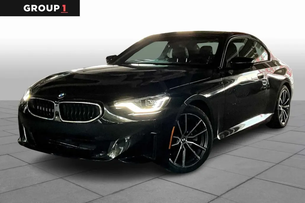 2024 Bmw 230i photo 1