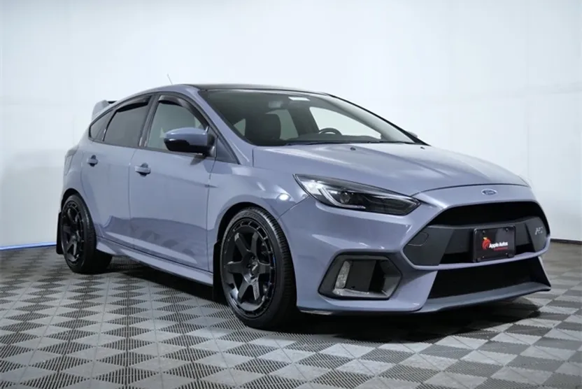 2017 Ford Focus RS photo 1