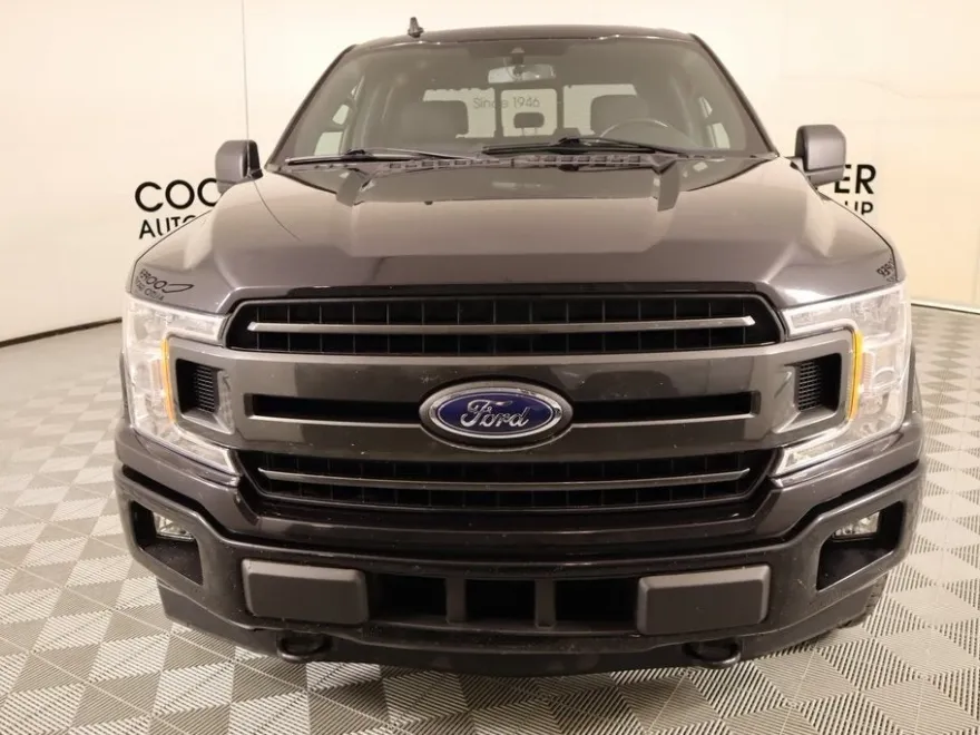 2020 Ford F-150 XLT photo 1