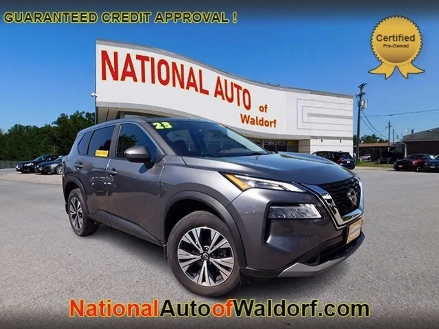 2023 Nissan Rogue SV photo 1