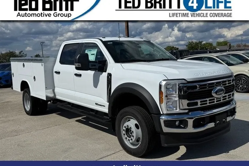 2025 Ford F-450 photo 1