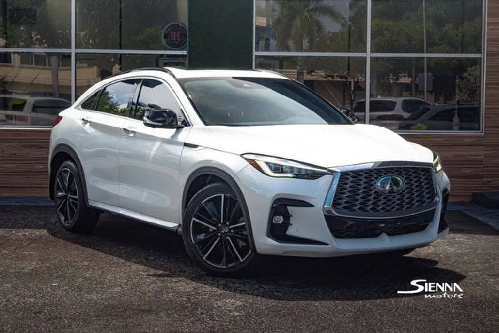2022 Infiniti QX55 Essential photo 1