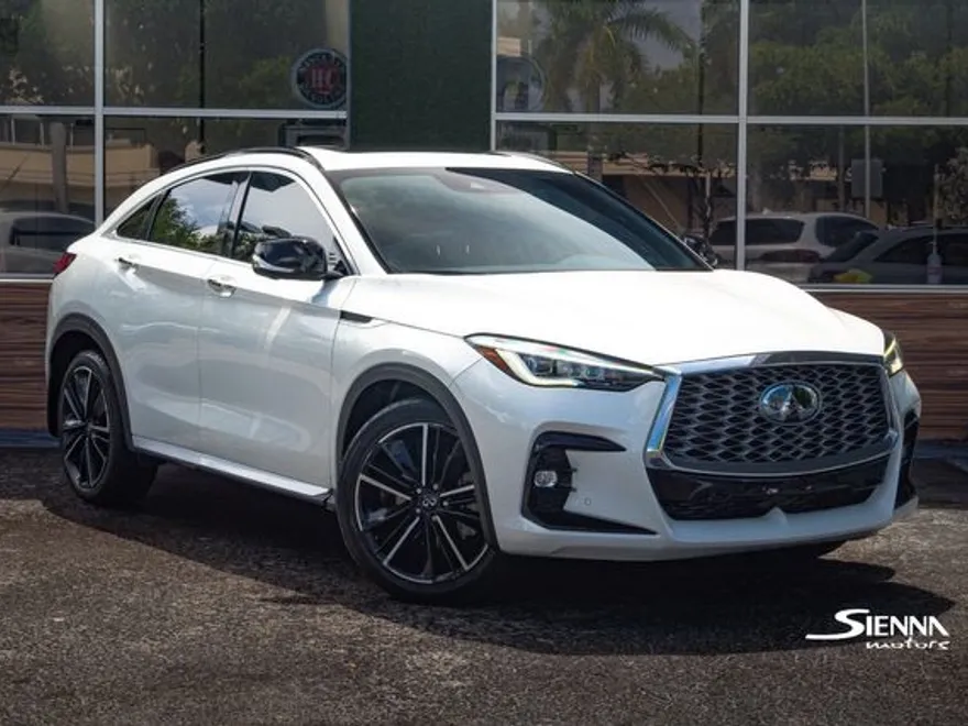 2022 Infiniti QX55 Essential photo 1