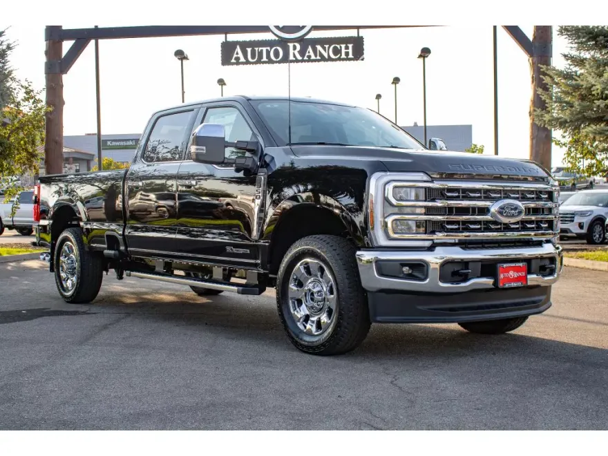 2026 Ford F-350 Lariat photo 1