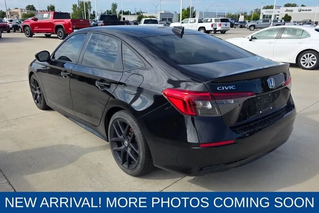 2023 Honda Civic Sport photo 1