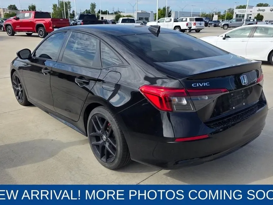 2023 Honda Civic Sport photo 1