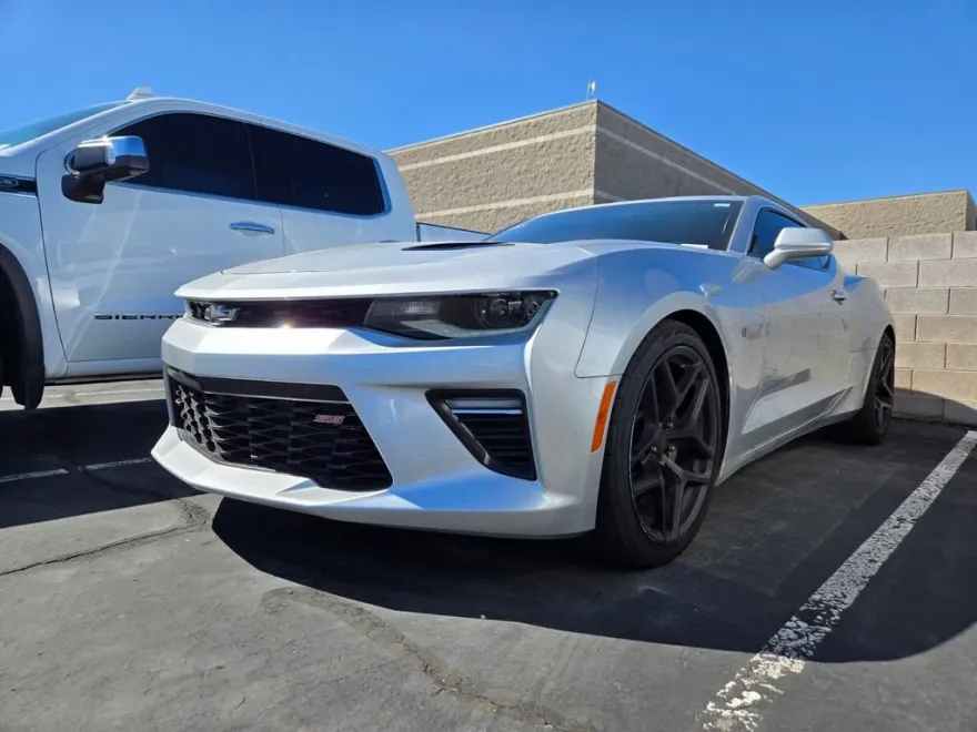 2018 Chevrolet Camaro SS photo 1