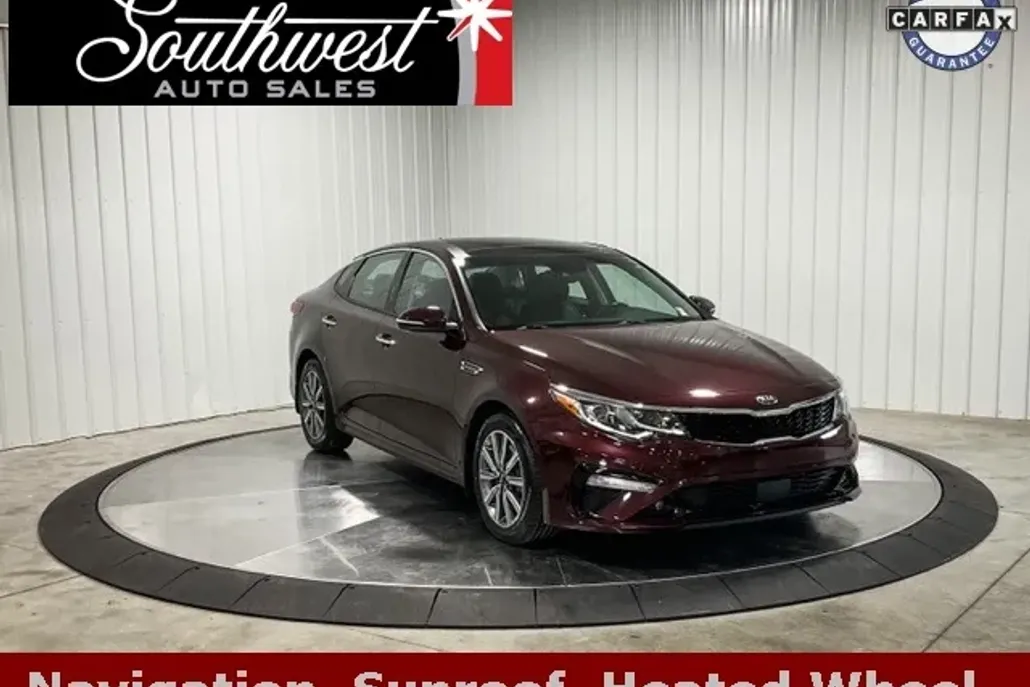 2020 Kia Optima EX Premium photo 1