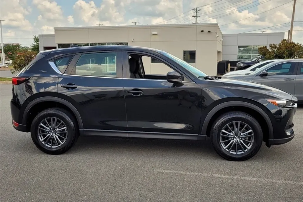 2020 Mazda CX-5 Sport photo 1