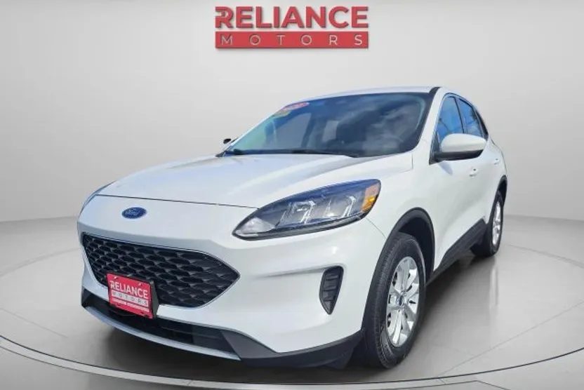2021 Ford Escape SE Sport photo 1