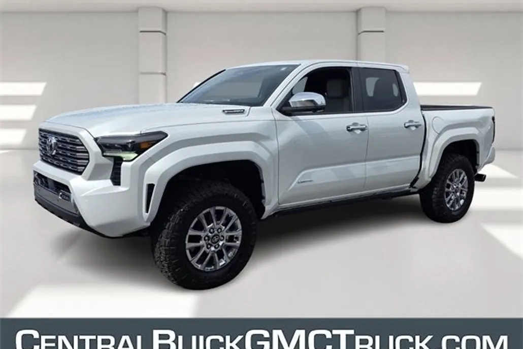 2024 Toyota Tacoma 4x4 TRD Sport photo 1