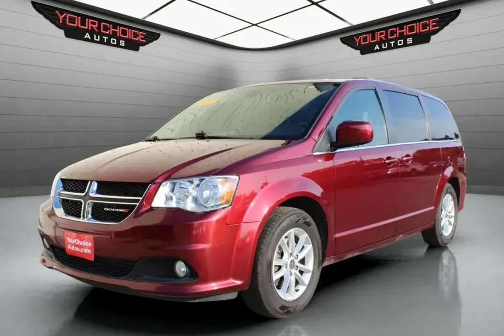 2019 Dodge Grand Caravan SXT photo 1